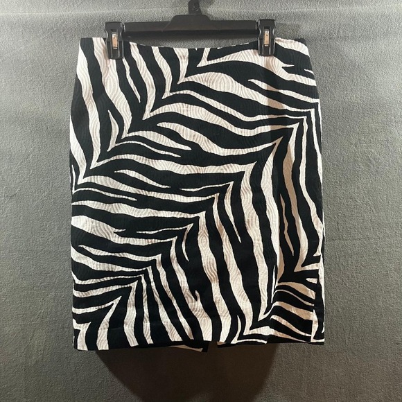 Talbots Dresses & Skirts - Talbots Zebra Print Pencil Skirt Womens 12 Black White Textured Cotton Lined